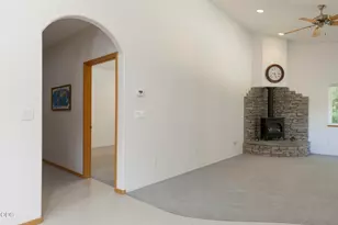 396 Daily Ln, Grants Pass, OR 97527 - Photo 11