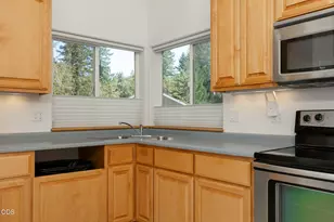 396 Daily Ln, Grants Pass, OR 97527 - Photo 5