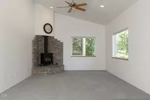 396 Daily Ln, Grants Pass, OR 97527 - Photo 9