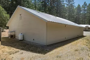 396 Daily Ln, Grants Pass, OR 97527 - Photo 29