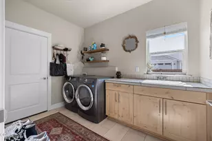 63848 Hunters Cir, Bend, OR 97701 - Photo 15