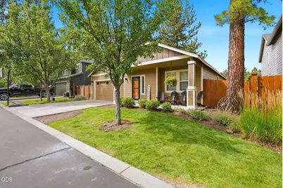 1610 W Carson Avenue, Sisters, OR 97759 - Photo 23