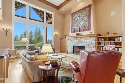 20100 Starfire Ridge Court, Bend, OR 97702 - Photo 11
