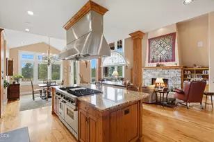 20100 Star Fire Ridge Ct, Bend, OR 97702 - Photo 17