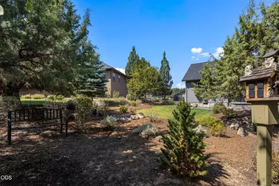 222 Highland Meadow Loop, Redmond, OR 97756 - Photo 41