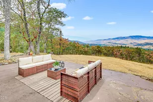 2590 Siskiyou Hwy, Ashland, OR 97520 - Photo 21