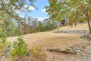 2590 Siskiyou Hwy, Ashland, OR 97520 - Photo 13