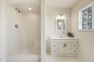 2590 Siskiyou Hwy, Ashland, OR 97520 - Photo 43