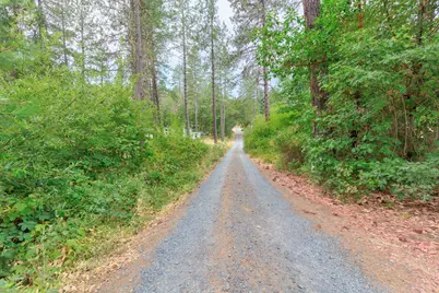 4529 E Evans Creek Road, Rogue River, OR 97537 - Photo 13