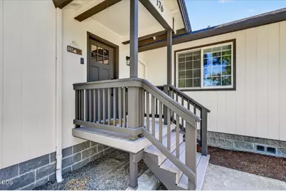 176 E Gregory Road, Central Point, OR 97502 - Photo 5