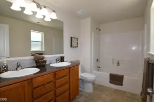 3172 SW Deschutes Ave, Redmond, OR 97756 - Photo 21