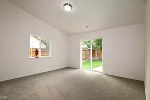 3172 SW Deschutes Ave, Redmond, OR 97756 - Photo 11