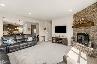 408 Parks Loop, Redmond, OR 97756 - Photo 11