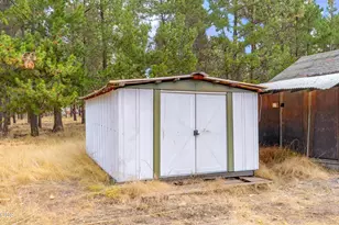 52555 Center Dr, La Pine, OR 97739 - Photo 13