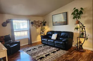 555 Freeman Rd, Central Point, OR 97502 - Photo 19