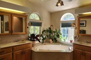 555 Freeman Rd, Central Point, OR 97502 - Photo 37