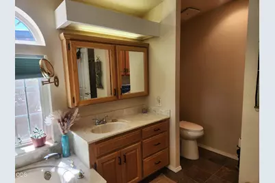 555 Freeman Road #UNIT 249, Central Point, OR 97502 - Photo 39