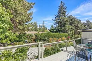 2025 Green Meadows Way, Ashland, OR 97520 - Photo 31