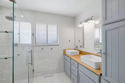 851 NE 10th Street, Grants Pass, OR 97526 - Photo 15