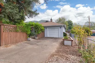 851 NE 10th St, Grants Pass, OR 97526 - Photo 45