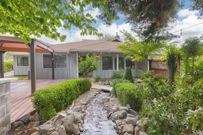 851 NE 10th Street, Grants Pass, OR 97526 - Photo 1