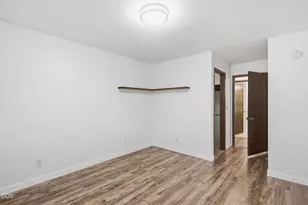 851 NE 10th St, Grants Pass, OR 97526 - Photo 19