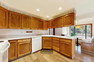 64552 Sylvan Loop, Bend, OR 97701 - Photo 11