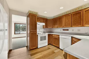 64552 Sylvan Loop, Bend, OR 97701 - Photo 15