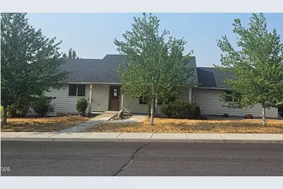 825 NW Poplar Place, Redmond, OR 97756 - Photo 21