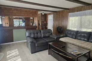 125 Floyd Ln, Cave Junction, OR 97523 - Photo 5