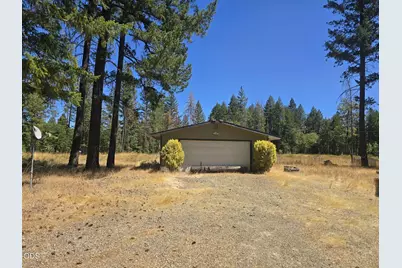 125 Floyd Lane, Cave Junction, OR 97523 - Photo 7