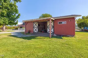 4867 Lower River Rd, Grants Pass, OR 97526 - Photo 33