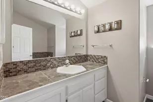4867 Lower River Rd, Grants Pass, OR 97526 - Photo 17