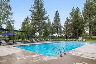 19717 SW Mount Bachelor Dr, Bend, OR 97702 - Photo 23