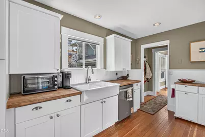 311 B Street, Ashland, OR 97520 - Photo 11