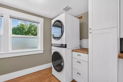 311 B Street, Ashland, OR 97520 - Photo 13