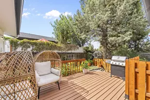 2600 NE Rosemary Dr, Bend, OR 97701 - Photo 21