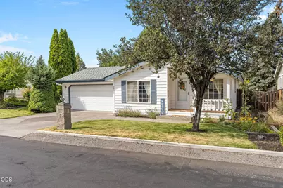 2600 NE Rosemary Drive, Bend, OR 97701 - Photo 3