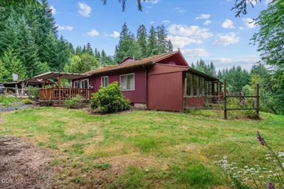 22606 Milk Ranch Road, Scotts Mills, OR 97375 - Photo 19