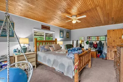 22606 Milk Ranch Road, Scotts Mills, OR 97375 - Photo 13