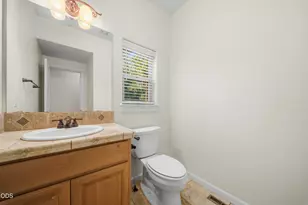 17040 Kasserman Dr, Bend, OR 97707 - Photo 15
