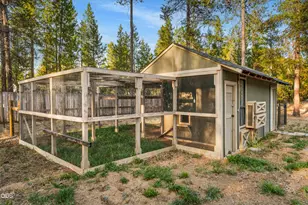 17040 Kasserman Dr, Bend, OR 97707 - Photo 37