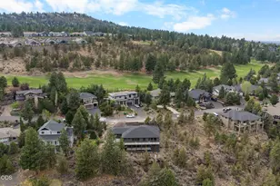3335 NW Fairway Heights Dr, Bend, OR 97703 - Photo 5