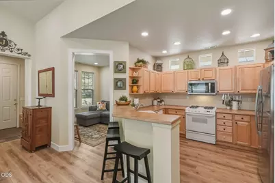 61574 Devils Lake Drive, Bend, OR 97702 - Photo 11