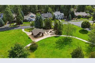 61574 Devils Lake Drive, Bend, OR 97702 - Photo 33
