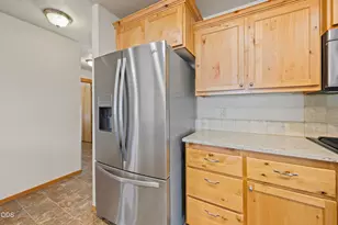 2330 NW 10th St, Redmond, OR 97756 - Photo 15