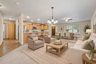 2330 NW 10th St, Redmond, OR 97756 - Photo 5