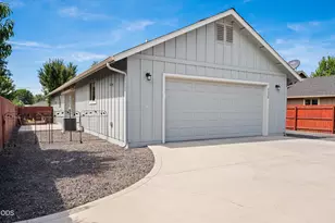 2330 NW 10th St, Redmond, OR 97756 - Photo 35