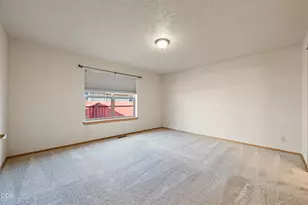 2330 NW 10th St, Redmond, OR 97756 - Photo 23