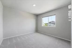 20621 SE Gemstone Ave, Bend, OR 97702 - Photo 29